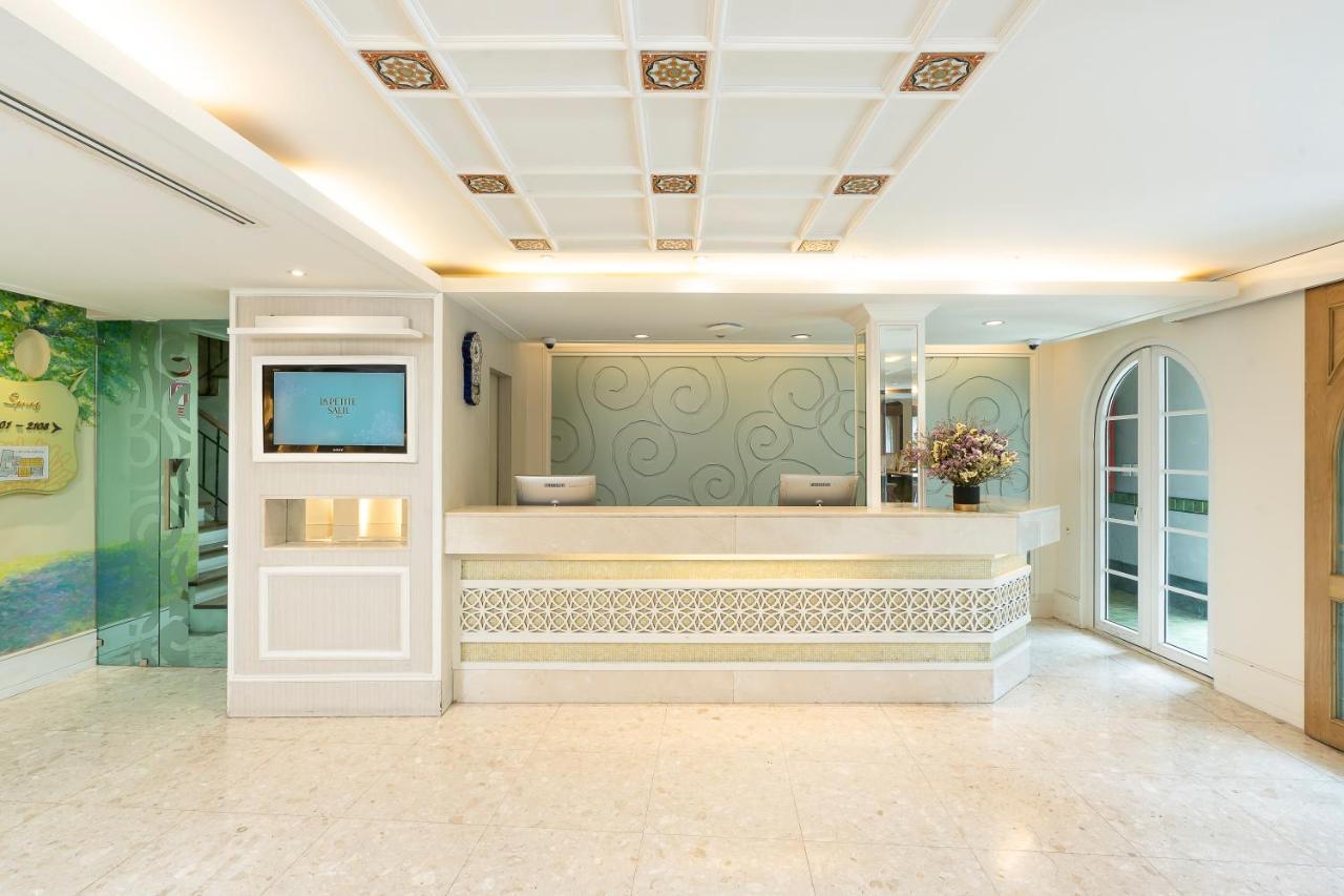 La Petite Salil Sukhumvit Thonglor 1 Hotel Bangkok Eksteriør billede